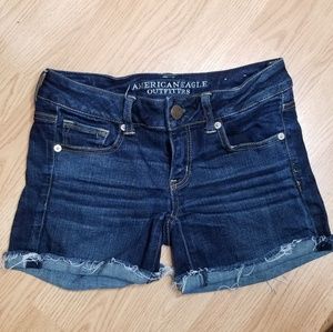 AMERICAN EAGLE OUTFITTERS SHORTS